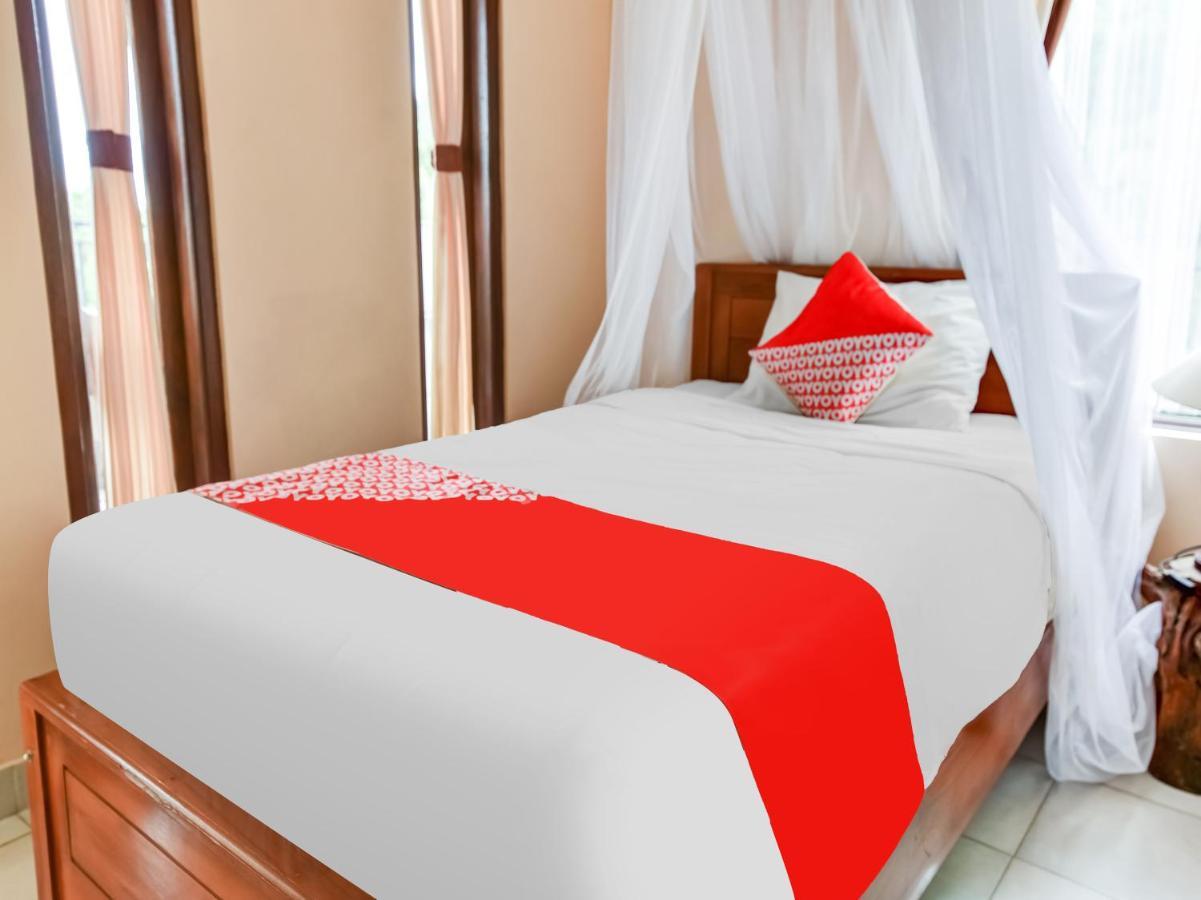 Oyo 91228 Griya Siena Hotel Munduk Kültér fotó