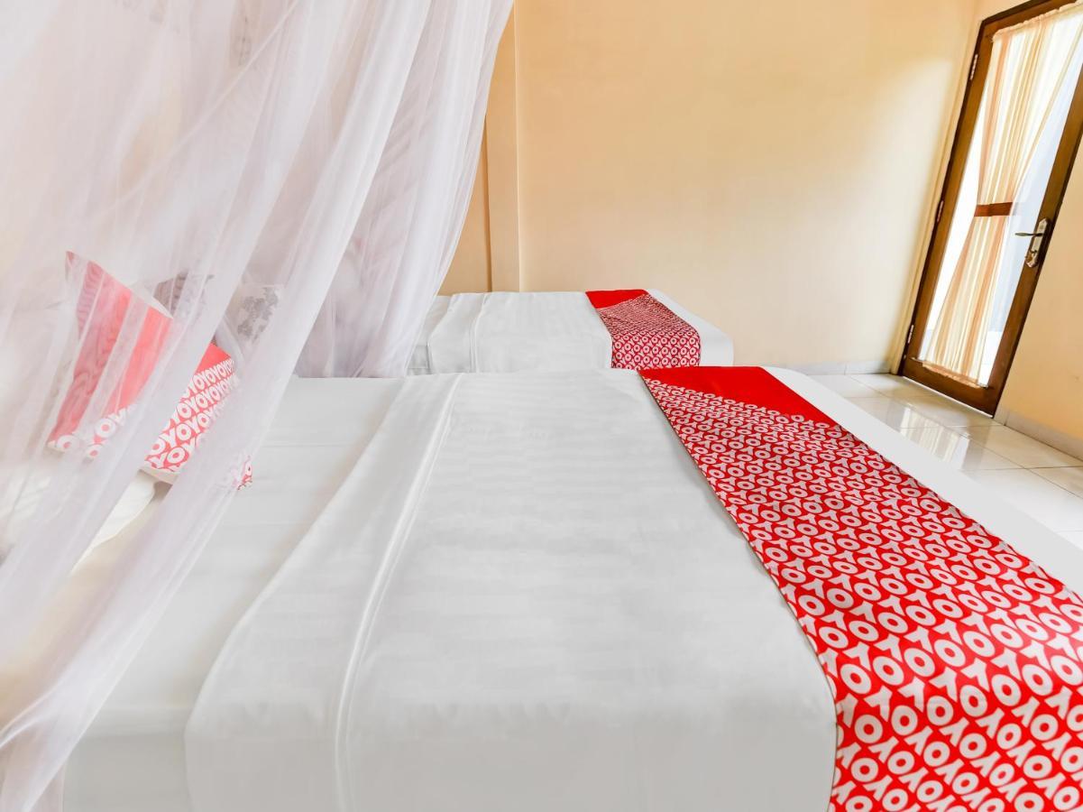 Oyo 91228 Griya Siena Hotel Munduk Kültér fotó