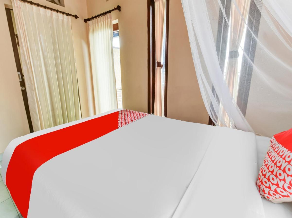 Oyo 91228 Griya Siena Hotel Munduk Kültér fotó