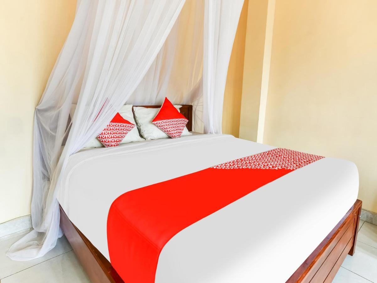 Oyo 91228 Griya Siena Hotel Munduk Kültér fotó