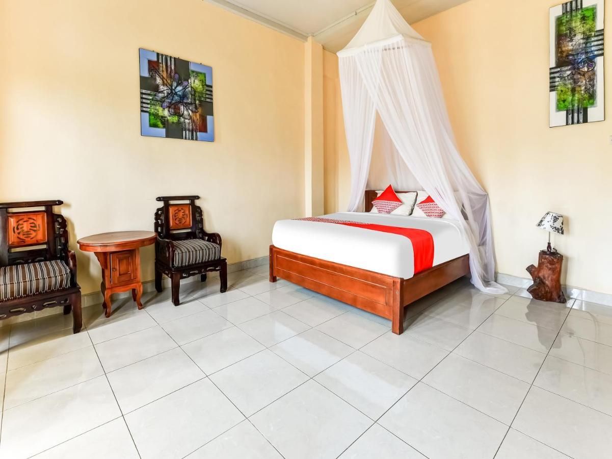 Oyo 91228 Griya Siena Hotel Munduk Kültér fotó